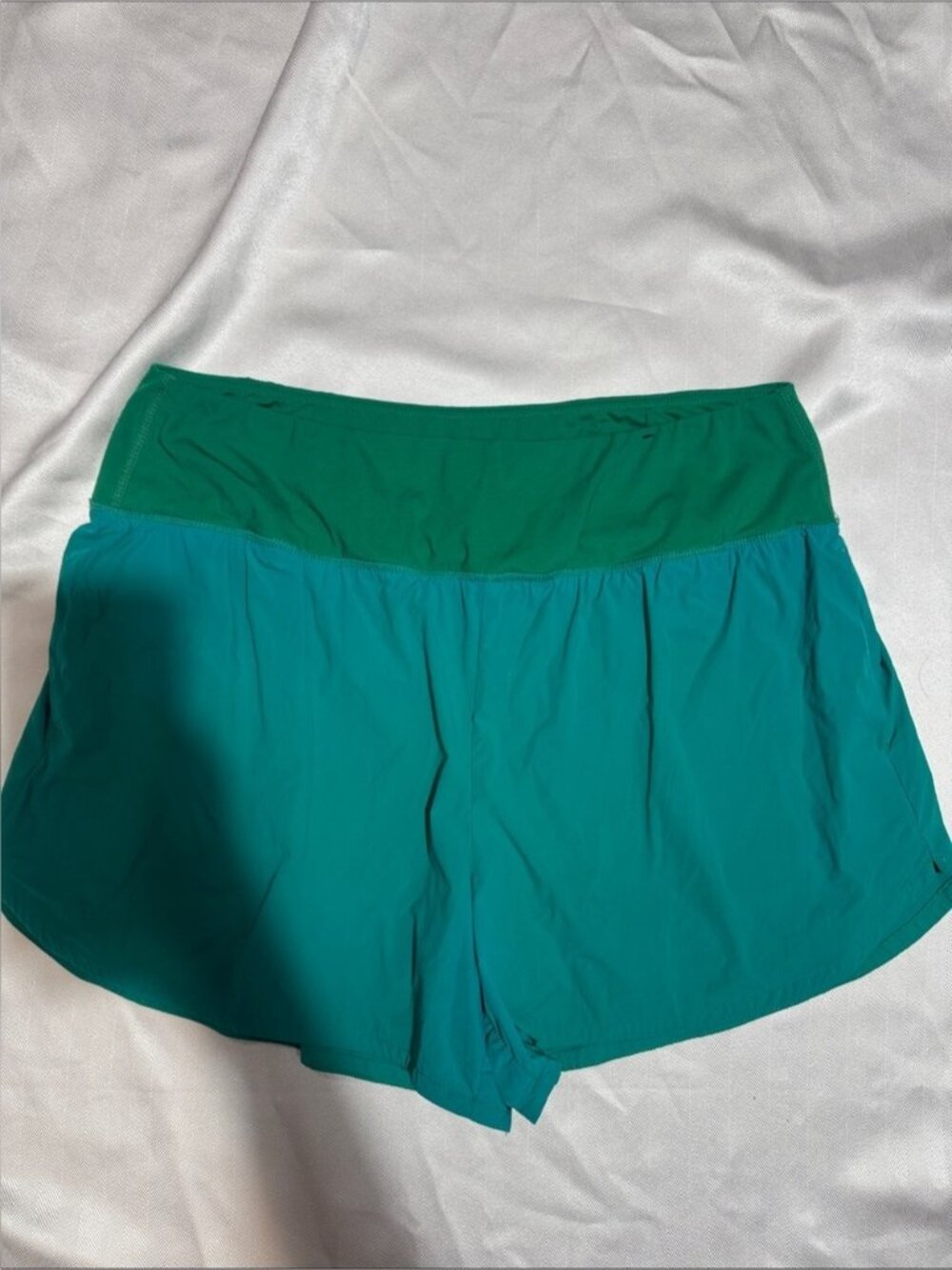 Spyder Two-Tone Green Athletic Shorts
